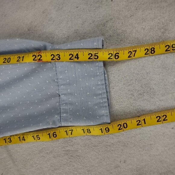 Chaps Men’s Blue, White Cotton Blend Pattern Button Down Dress Shirt Size Large - Picture 10 of 13